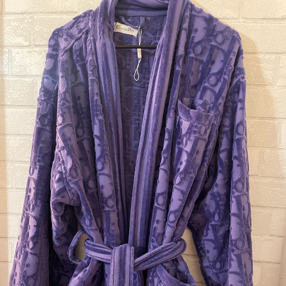 Purple Dior robe one Sz fits all like new